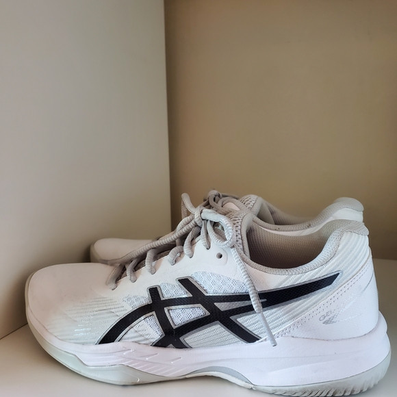 ASICS White and Black Athletic Shoes - Picture 2 of 9